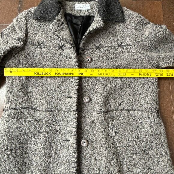 Vintage Sabau Furs Cleveland OH wool trench coat women’s size medium brown long - Picture 11 of 12